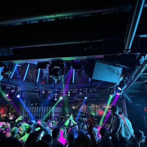 18 dance clubs in sacramento